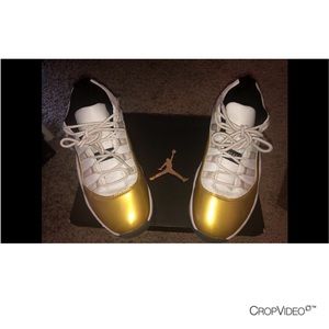 Jordan Air Jordan 11 Retro Low BG. Women 8 Men 6